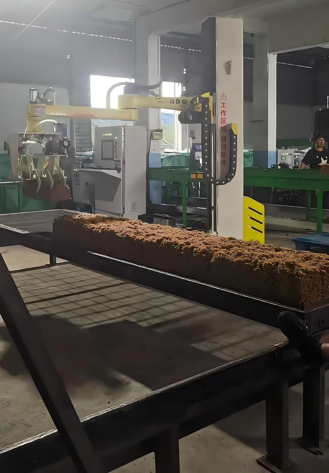 郑州建材砖厂砖坯码垛案例：立柱重载码垛机砖坯自动码放应用